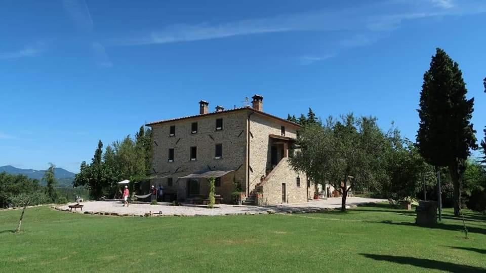 Le Terre Di Caprano Hotel Città di Castello Kültér fotó